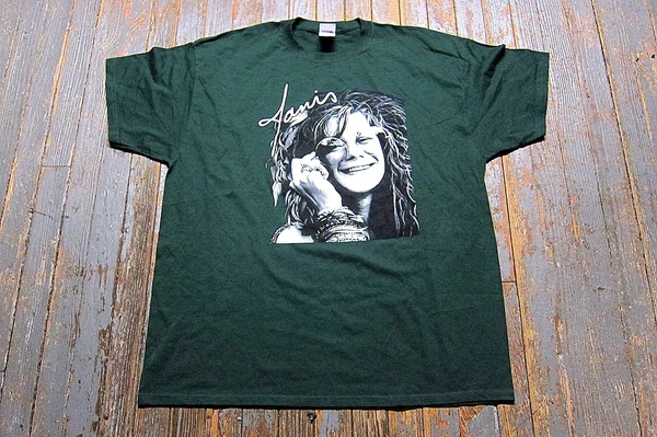 JANIS JOPLIN- Up Close- T-shirt - Color Forest Green